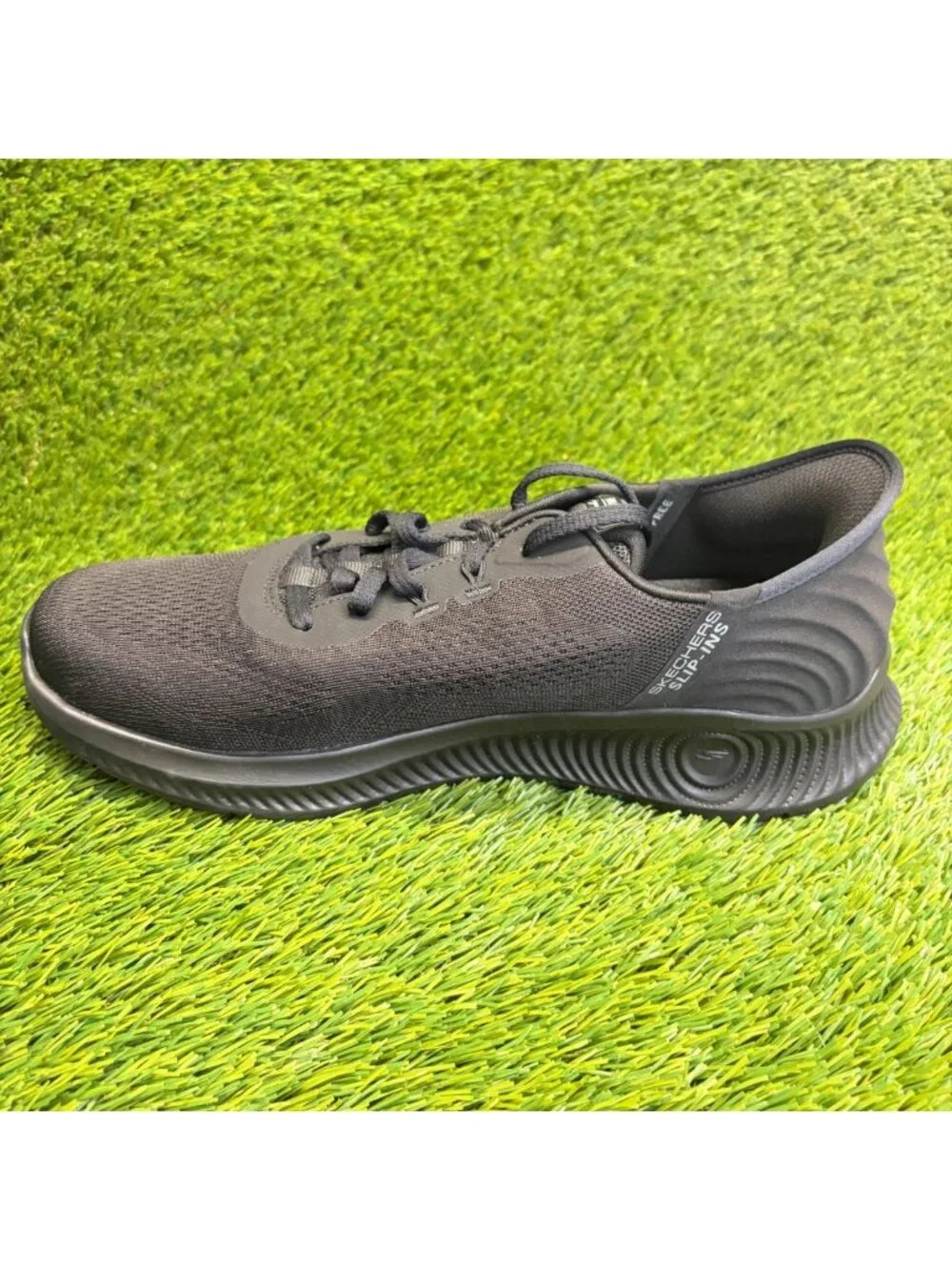 Skechers Go Walk Anywhere Worldwide Mens Size 10 Black Running Shoes Sneakers